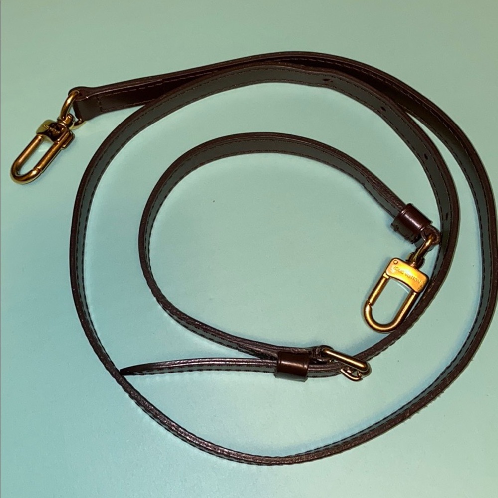 Louis Vuitton cross body strap